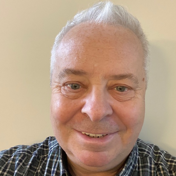 Meet your Posher, Ian - Picture 1 of 1